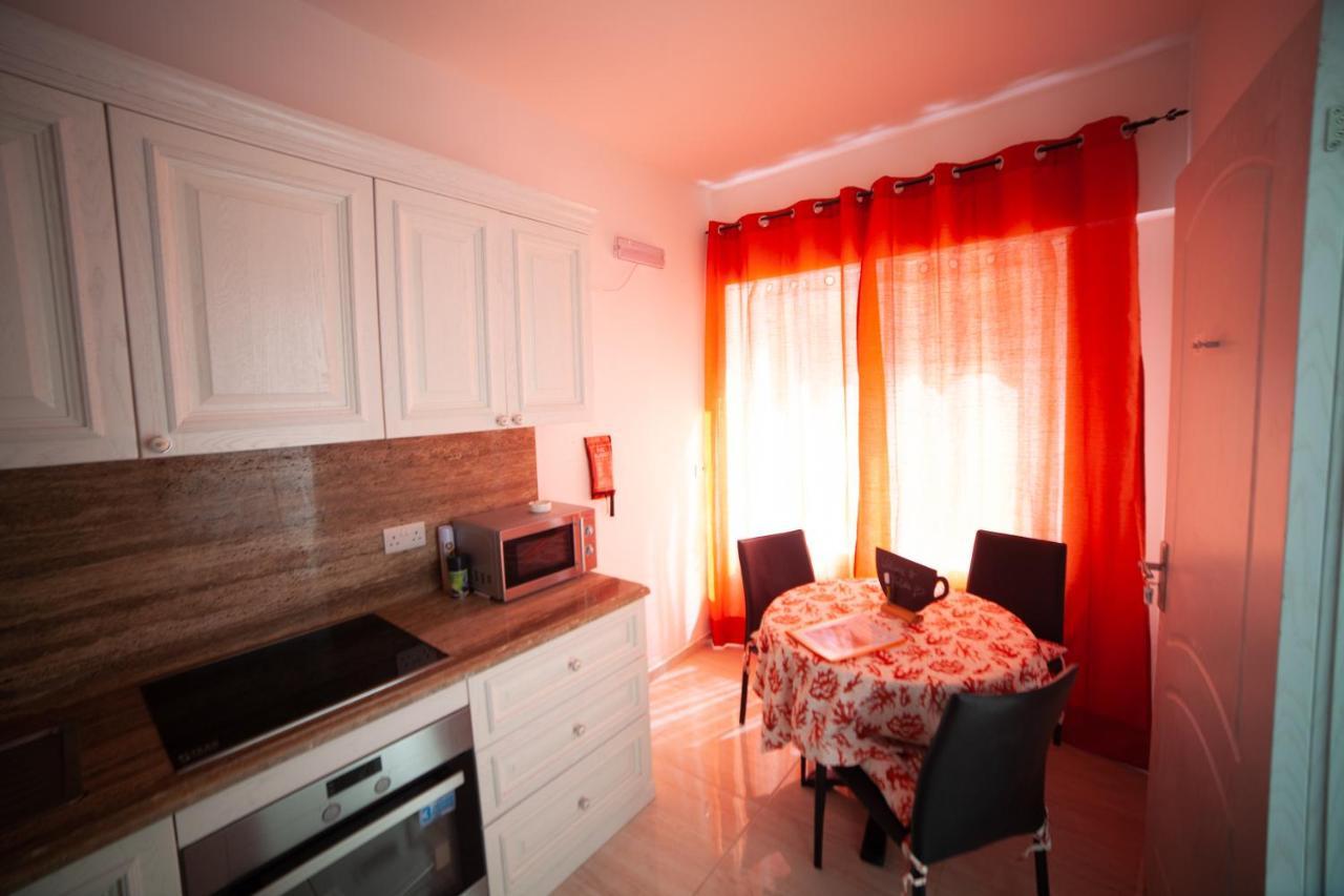 Violetta Apartment บีร์เซบบูจา ภายนอก รูปภาพ