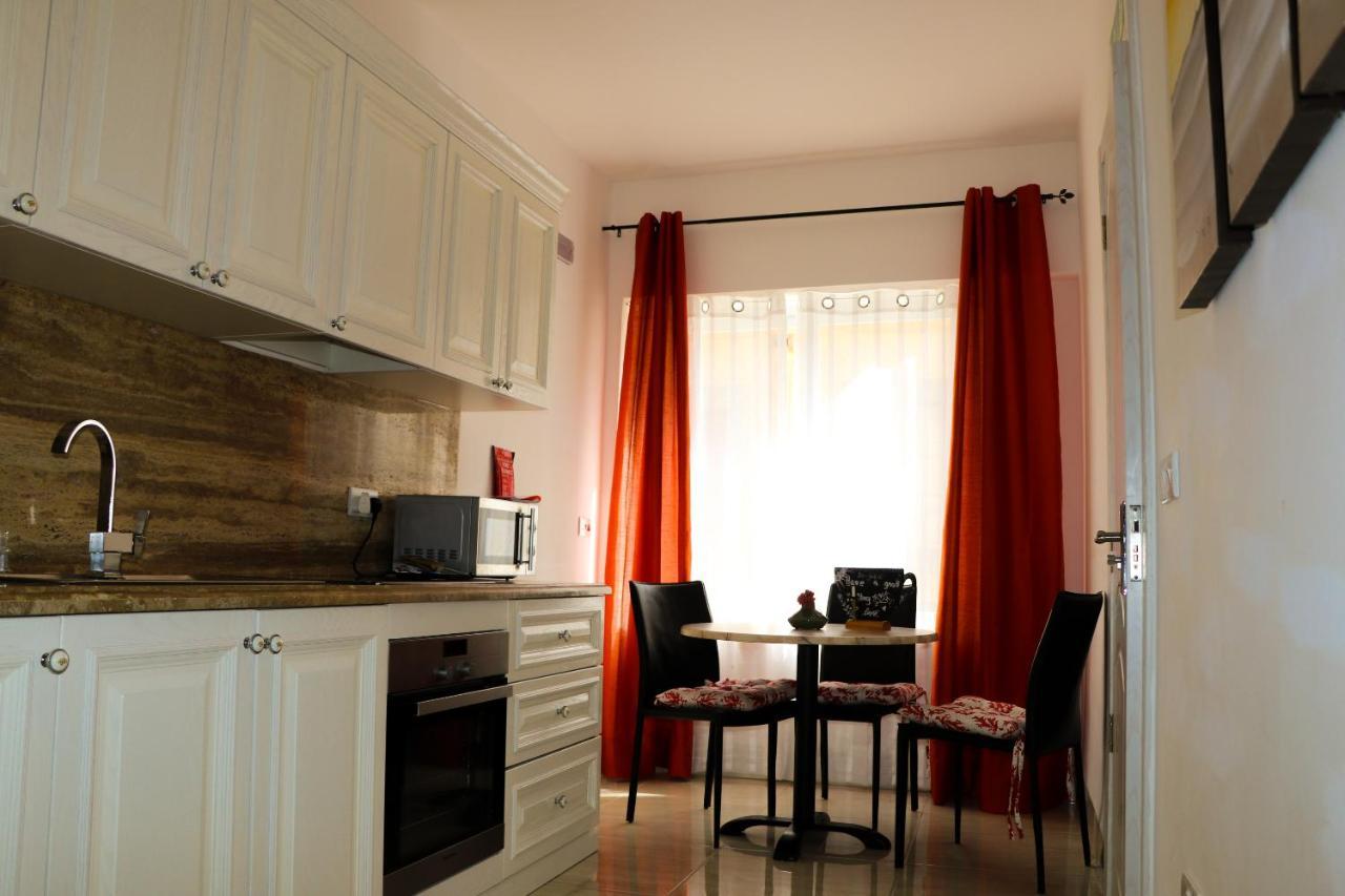 Violetta Apartment บีร์เซบบูจา ภายนอก รูปภาพ